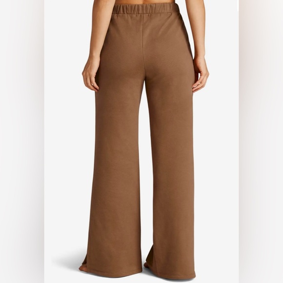 Beyond Yoga On The Go Pants - Picture 2 of 8